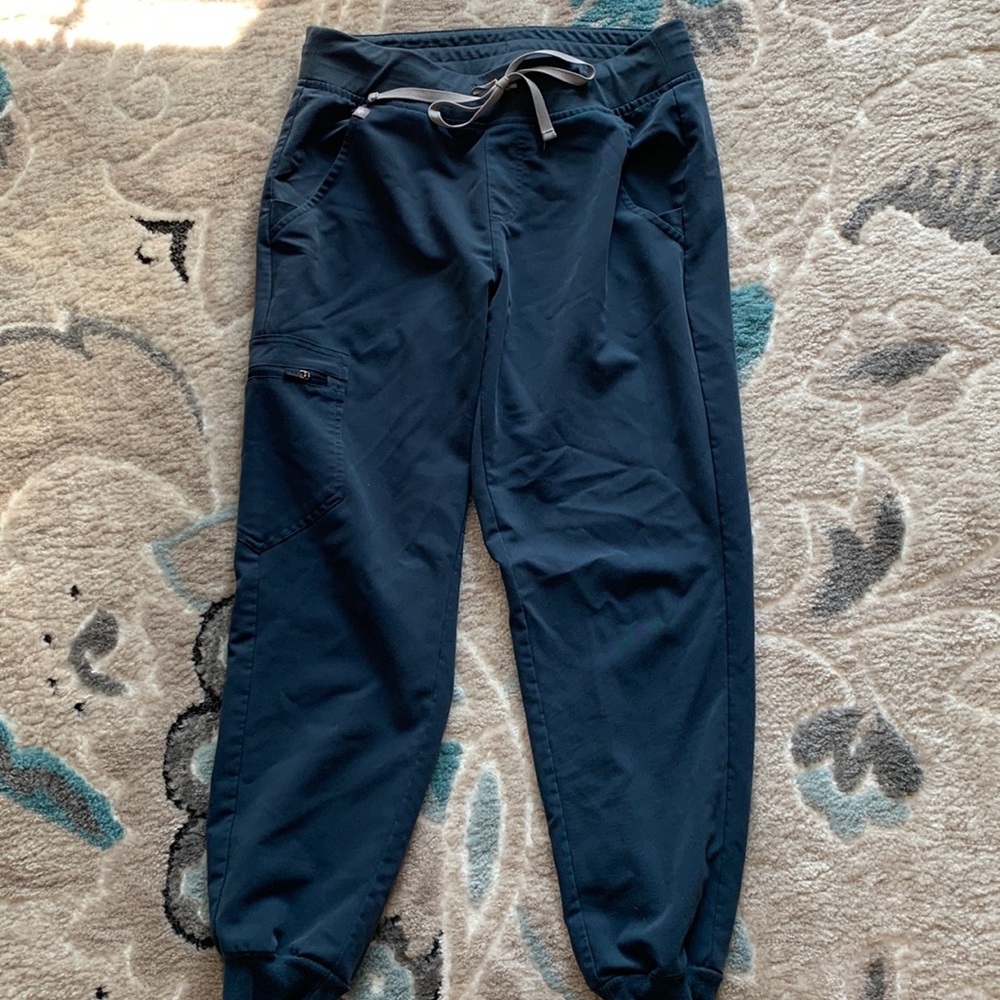 FIGS Zamora Jogger Scrubs